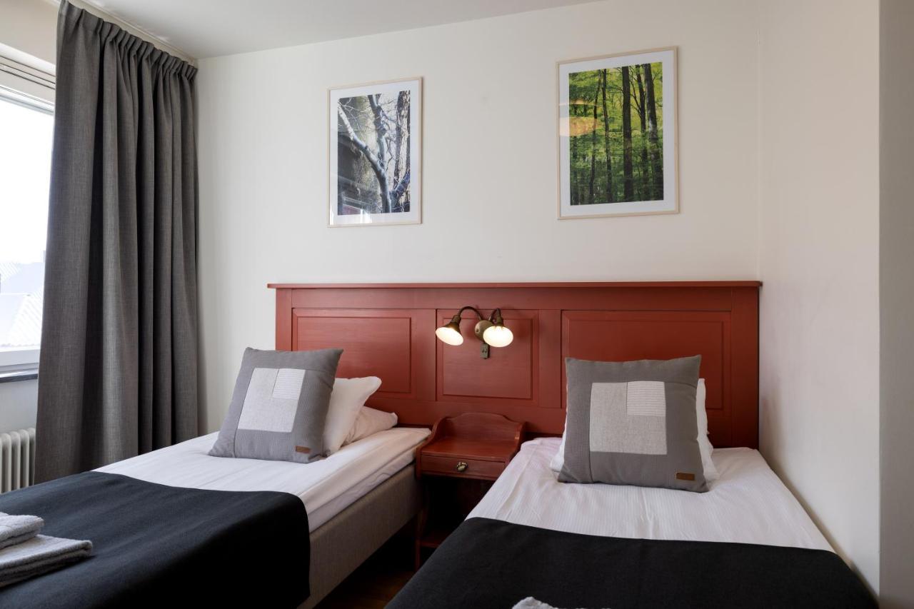 Hotel Bishops Arms Mora Exteriér fotografie
