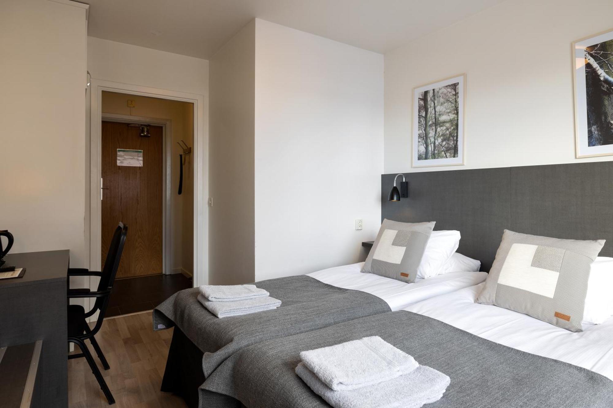 Hotel Bishops Arms Mora Pokoj fotografie