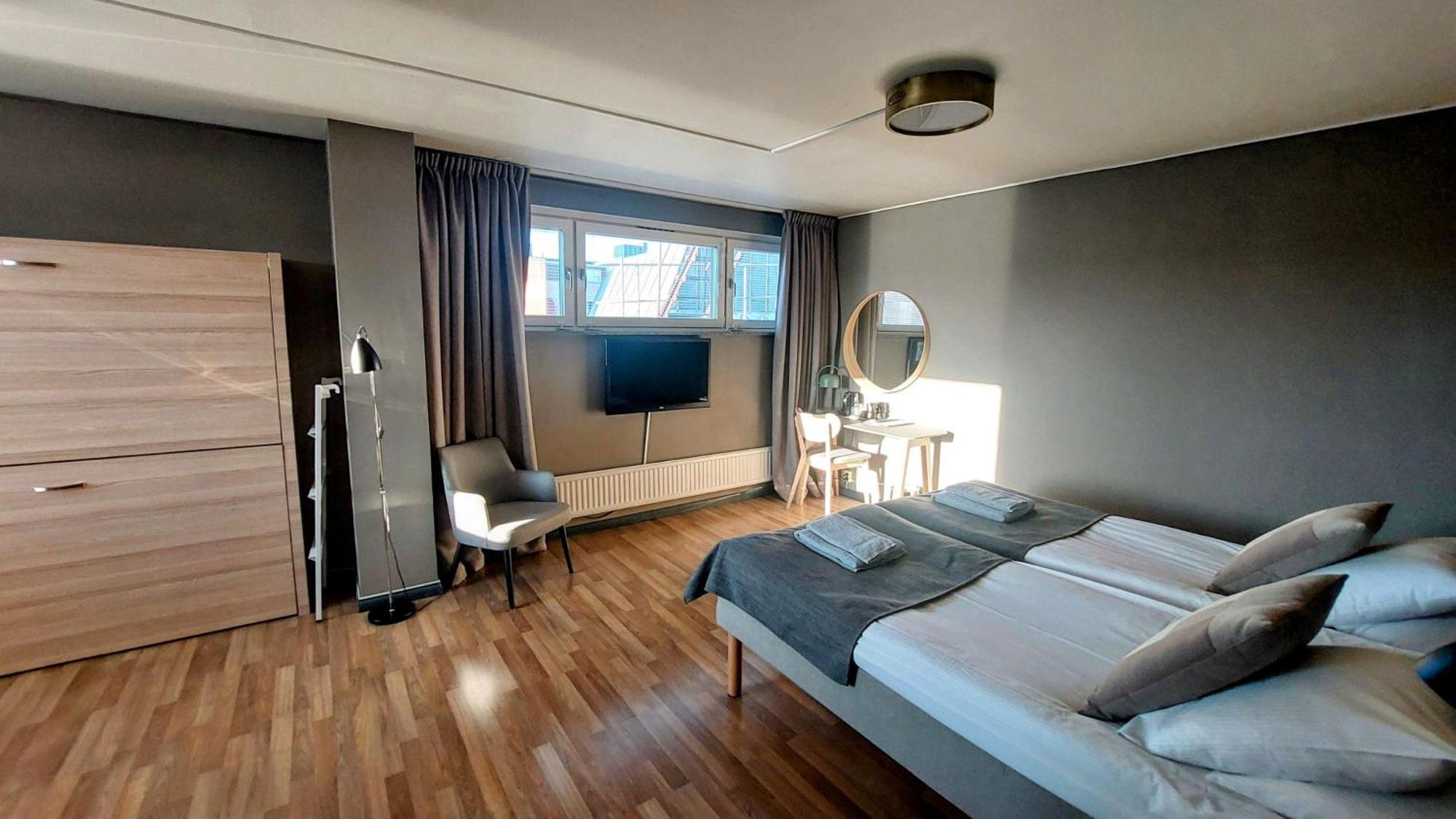 Hotel Bishops Arms Mora Exteriér fotografie